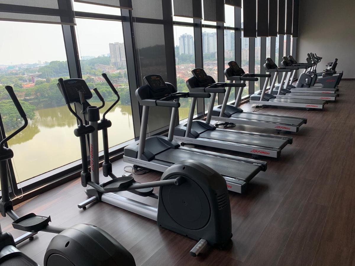Paul 2 Bedroom Apartment At 28 Boulavard Куала Лумпур Екстериор снимка